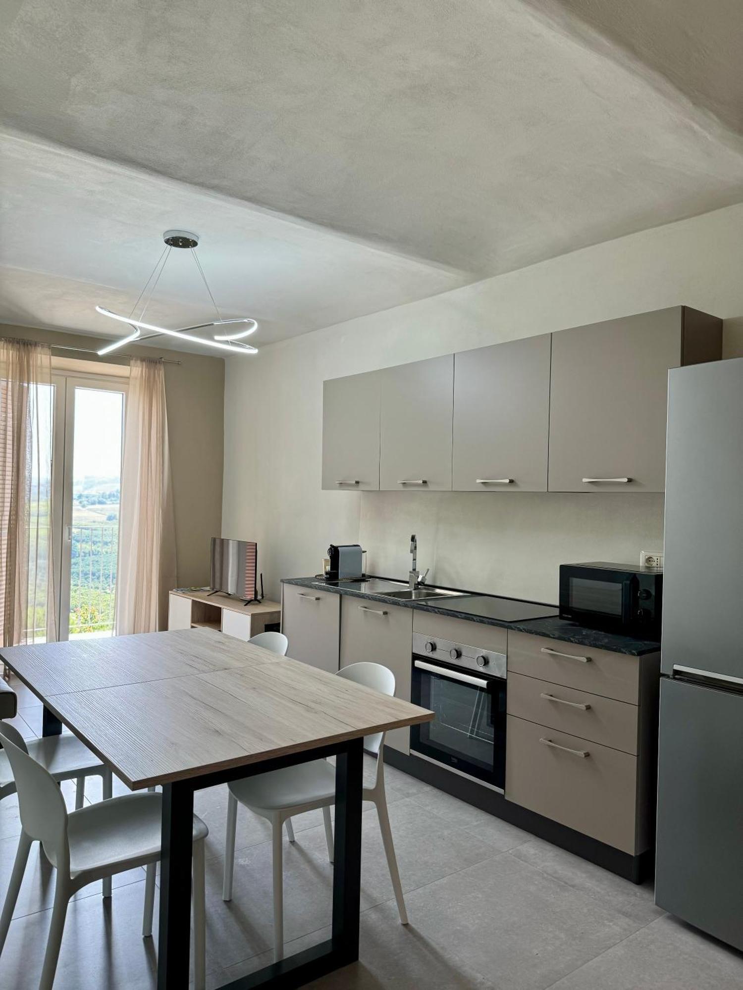 Il Grecale - Camere E Appartamenti La Morra Exterior photo